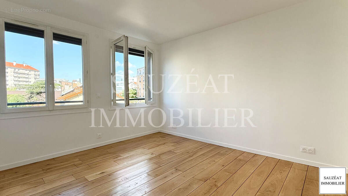 Montrouge - Appartement 4 pièces refait à neuf - photo 7