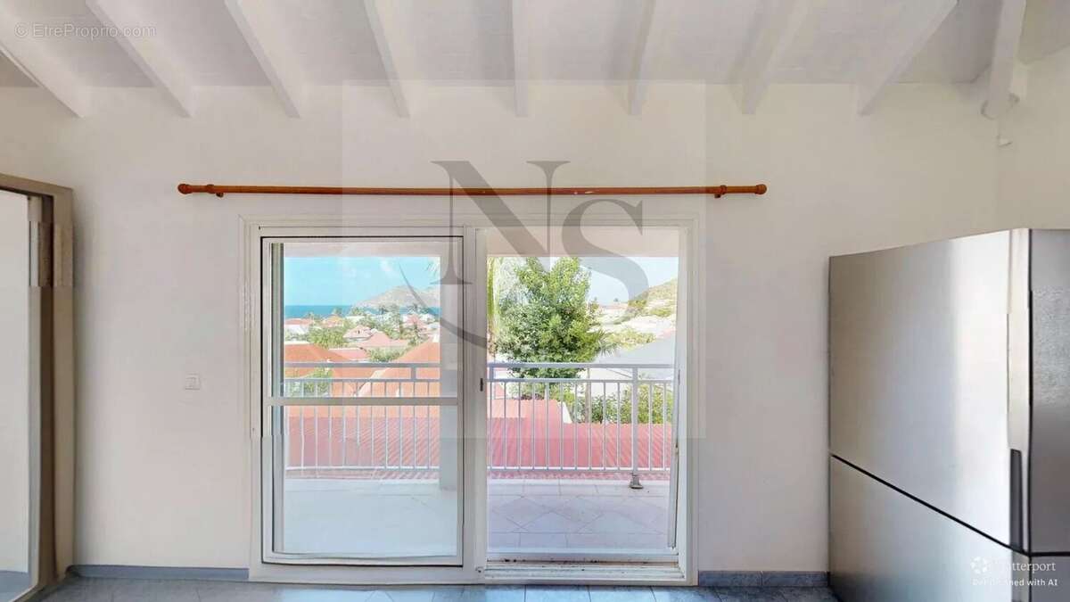 Maison à CAPESTERRE-BELLE-EAU