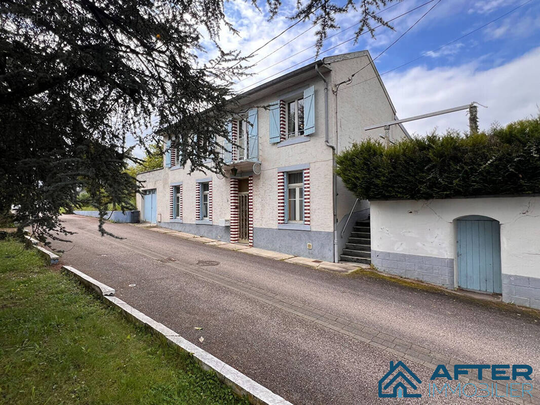 Maison à EINVILLE-AU-JARD