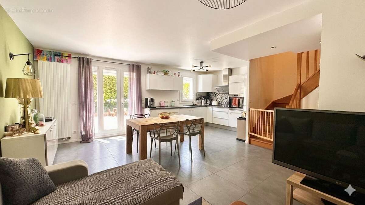 Appartement à QUINTAL