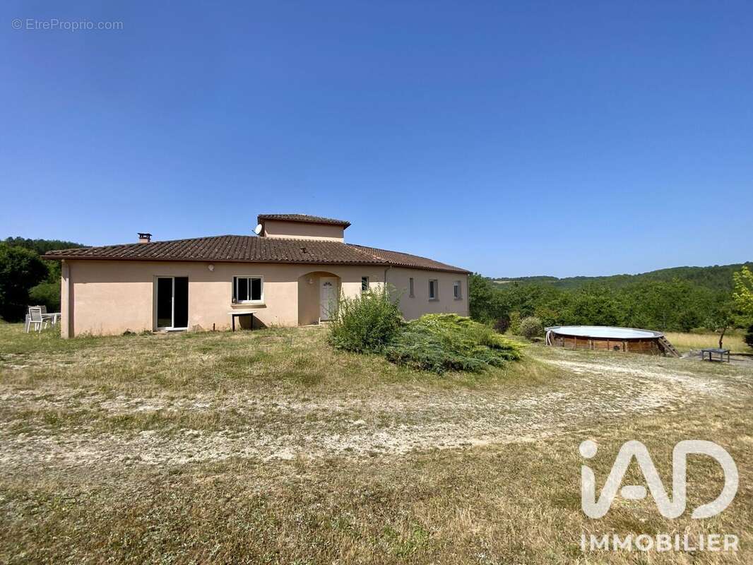 Maison 175 m² à Saint-Cybranet  - photo 5