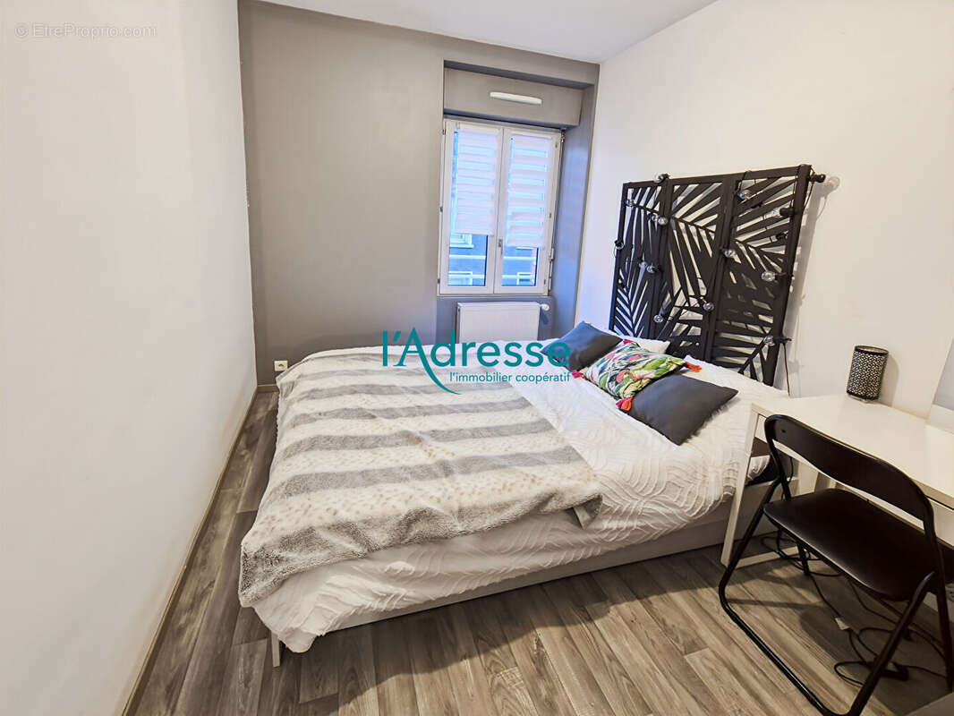 Maison à SAINT-REMY-EN-MAUGES