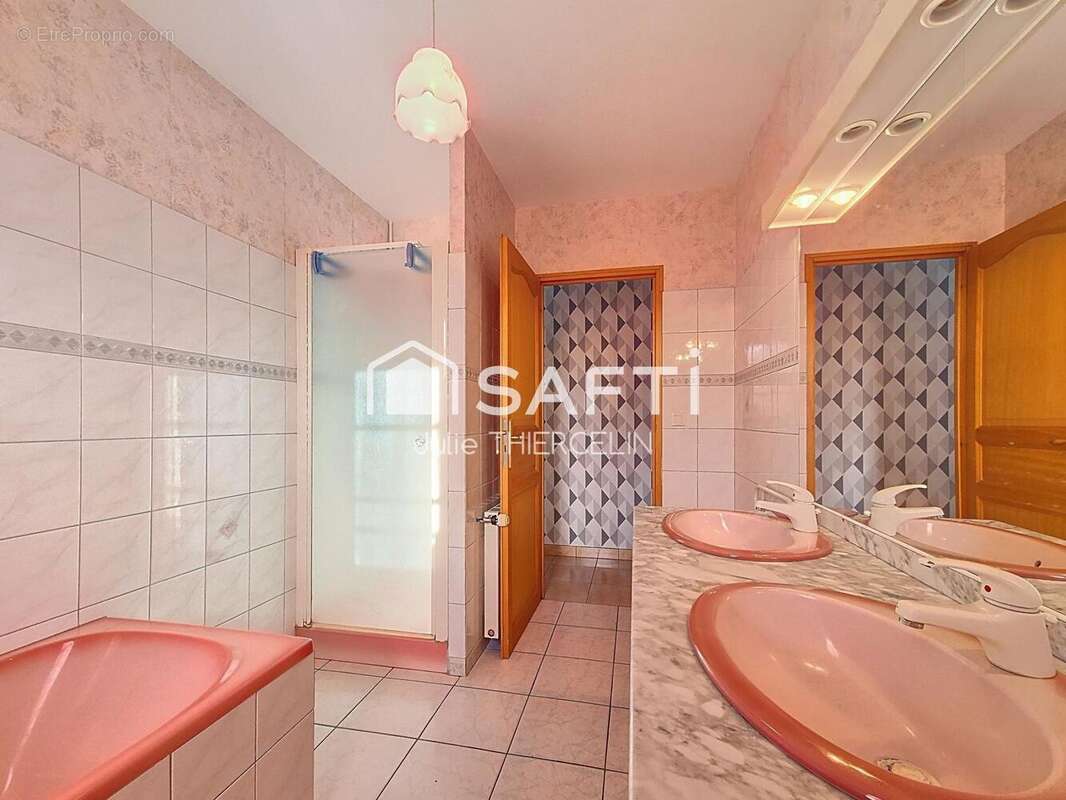 Photo 7 - Maison à BELLEGARDE