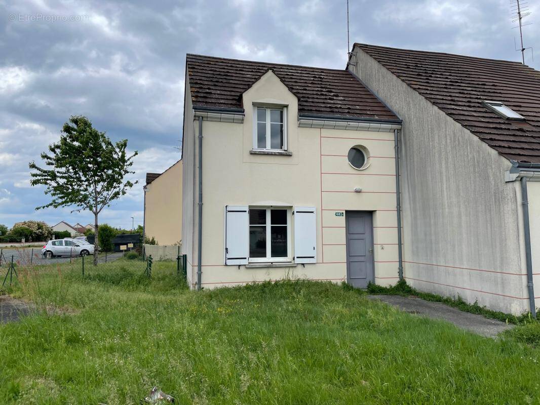 Maison à SULLY-SUR-LOIRE
