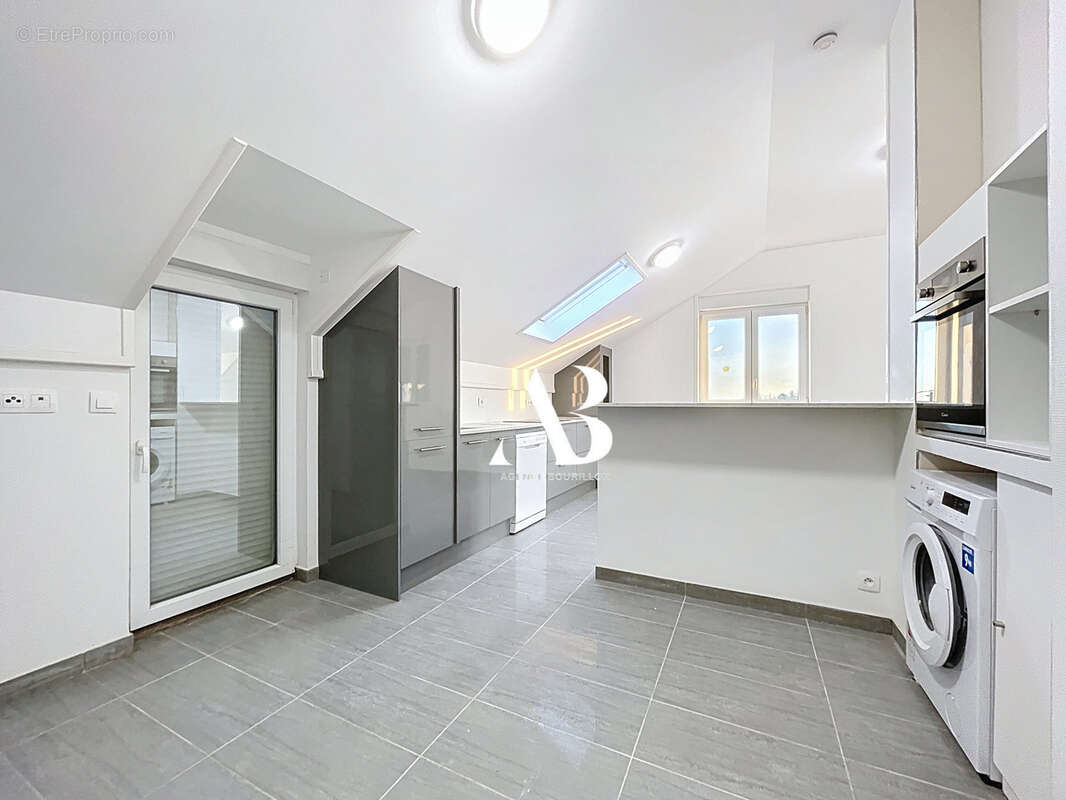 Immeuble de rapport de 185 m2 - 5 logements - photo 22