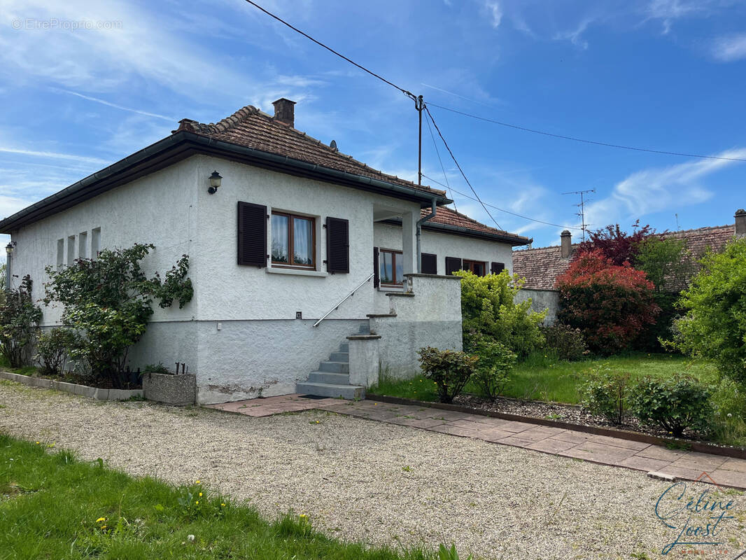 Maison à JEBSHEIM