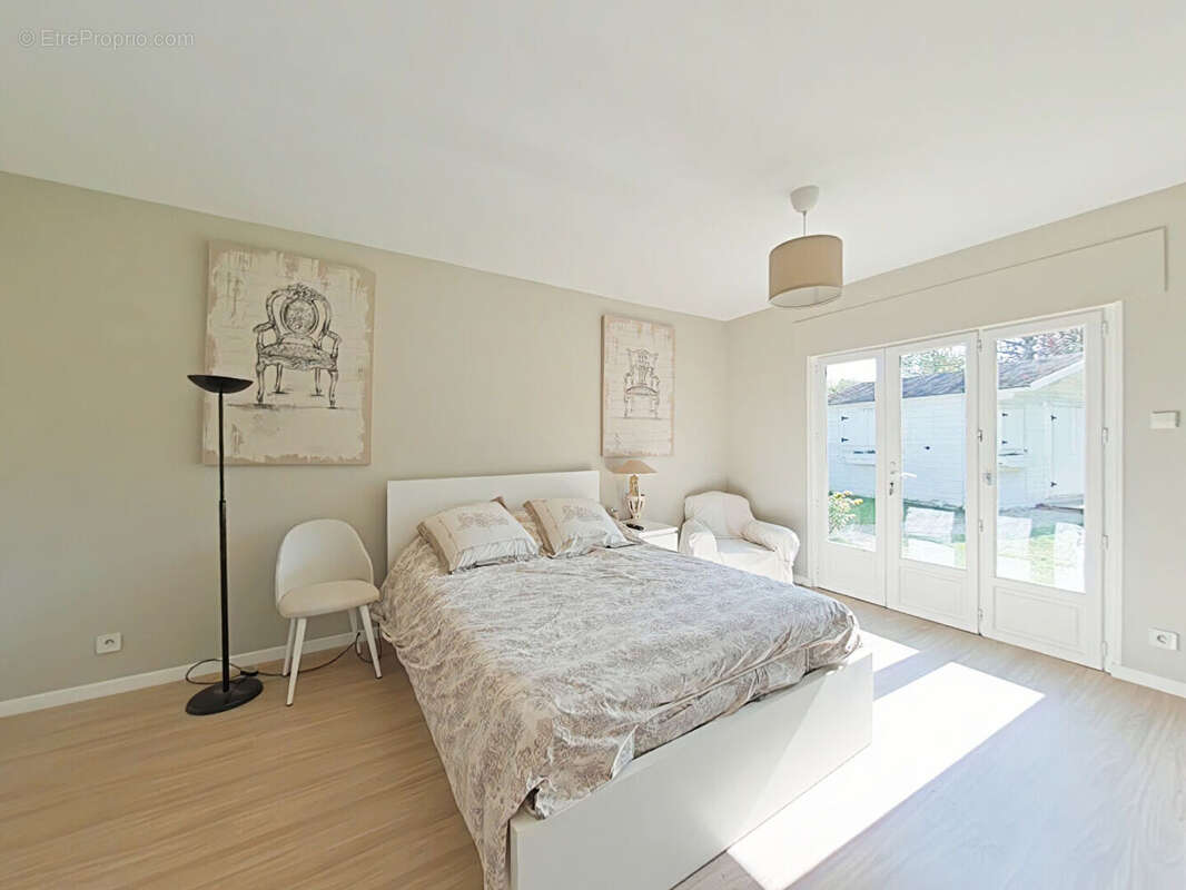 Maison à FONTENAY-LE-FLEURY