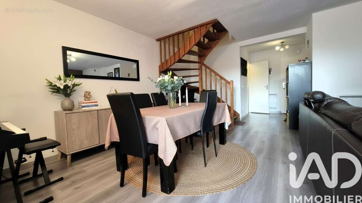 Photo 2 - Maison à LEUVILLE-SUR-ORGE