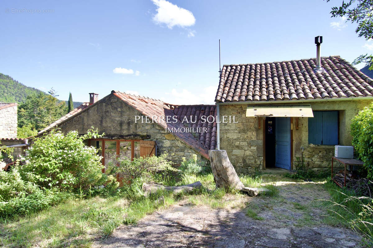Maison à JONCELS