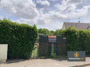 Terrain à NEUFCHATEL-SUR-AISNE