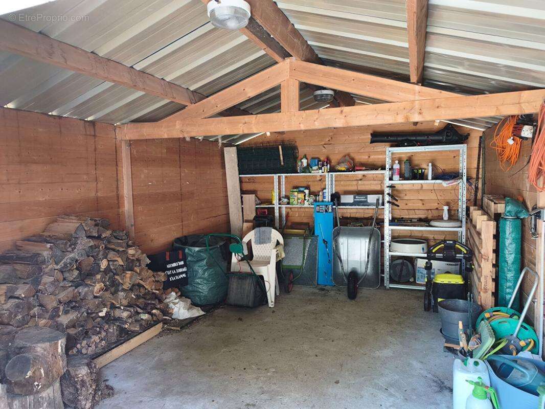 Jolie propriete  soignee  avec un parc de 2500 m2 - photo 16