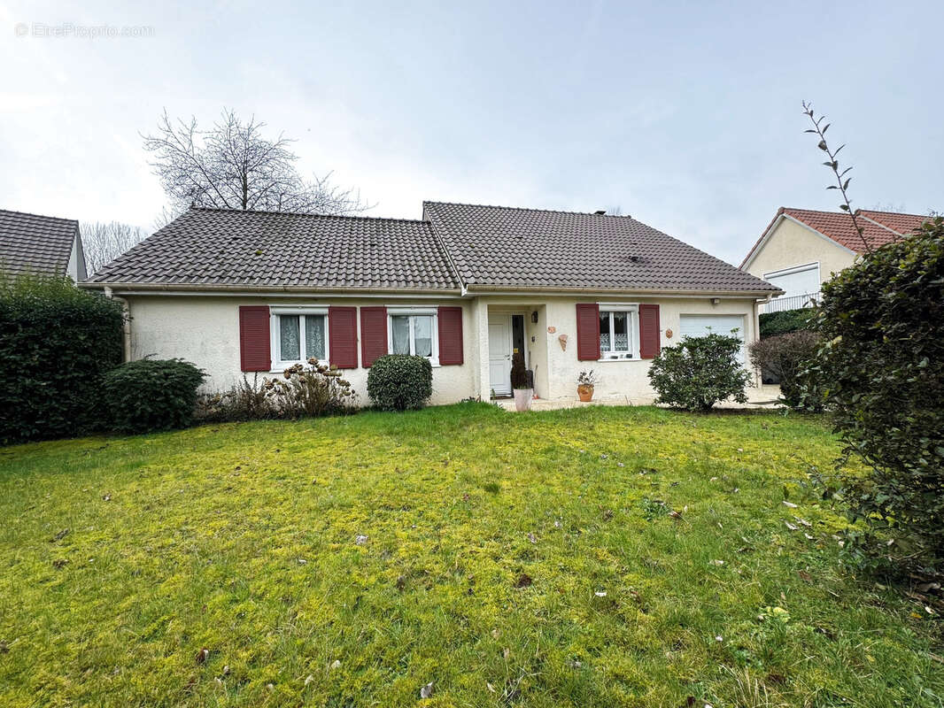 Maison à SAINT-WITZ