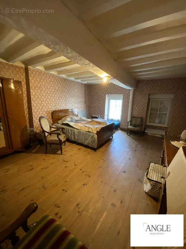 Maison à AILLIERES-BEAUVOIR