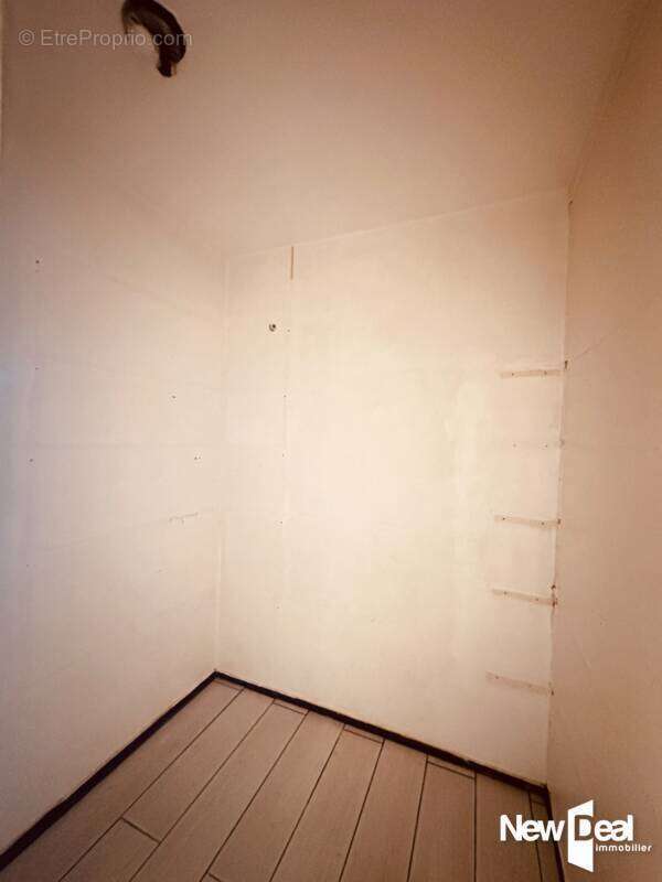 Exclusivite appartement de type 5 de 95 m2 a renover - photo 14