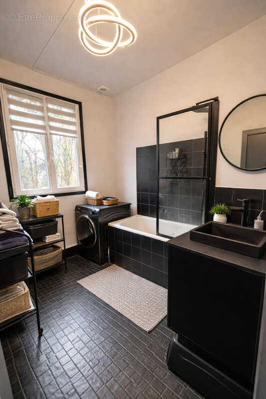 Appartement à ENGHIEN-LES-BAINS