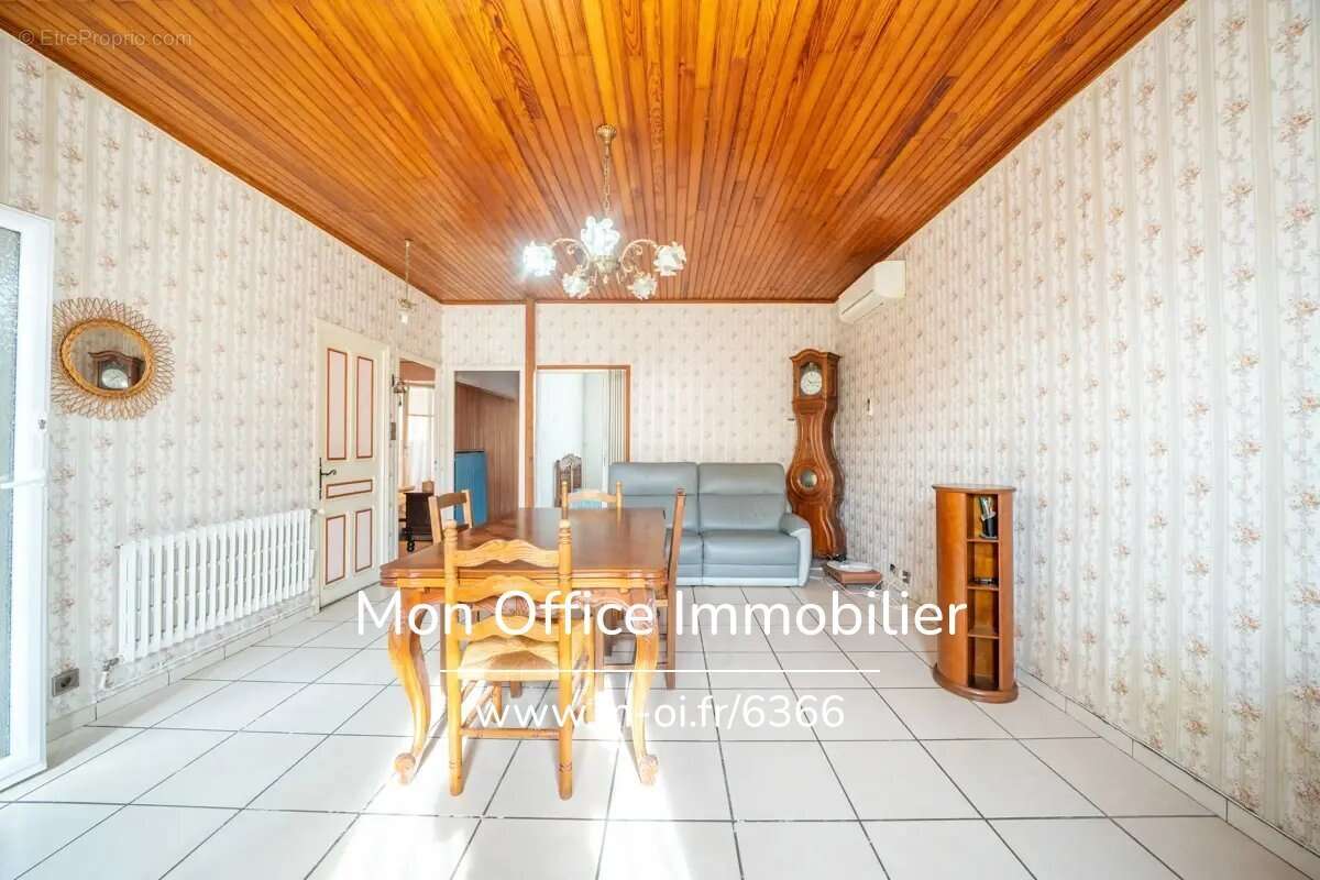 Maison à MIRAMAS