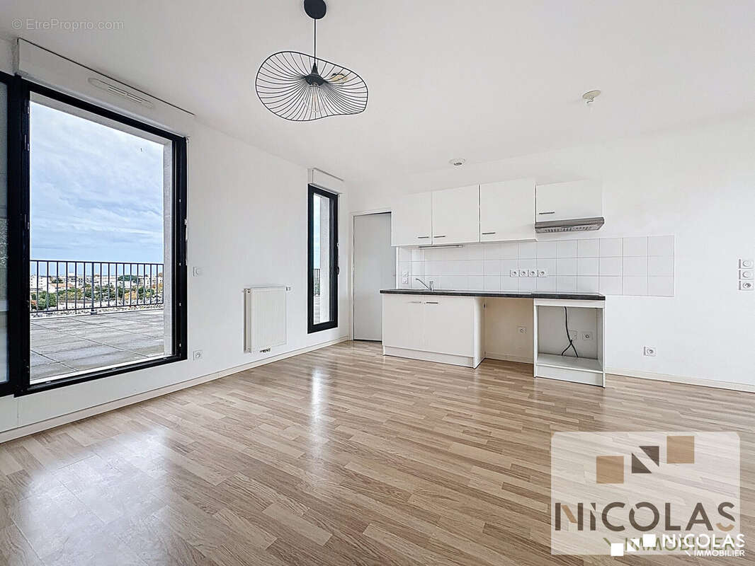 Appartement à BORDEAUX