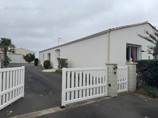 Maison à SAINT-AUBIN-LA-PLAINE