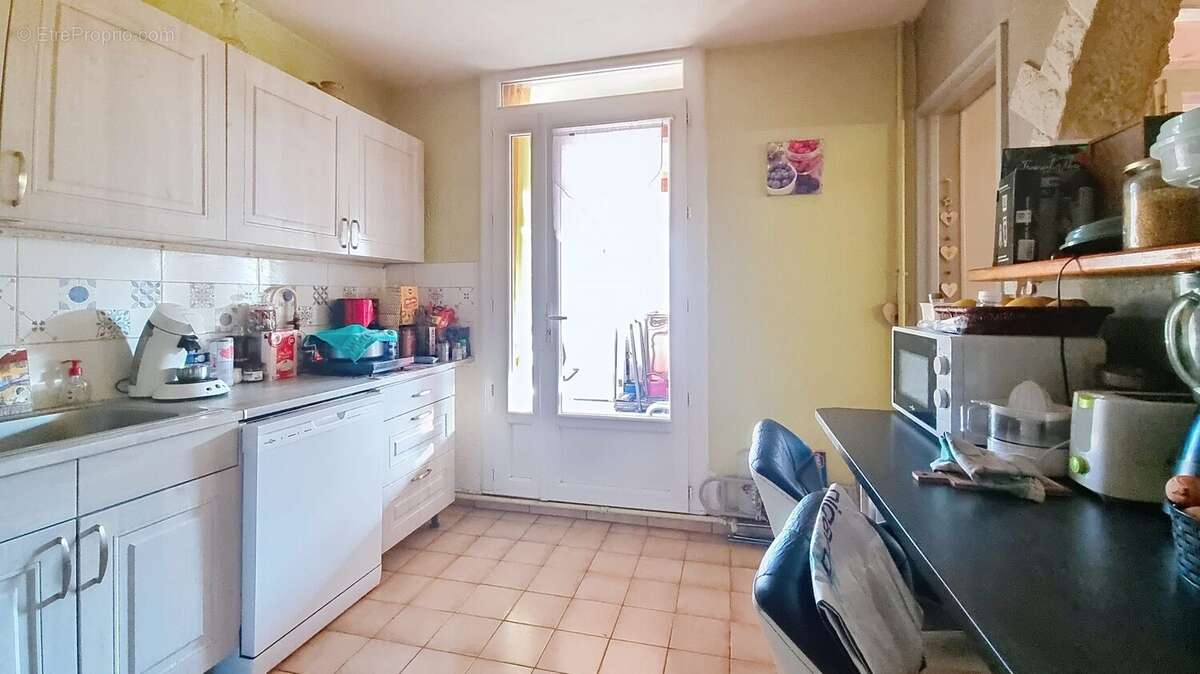Maison 106 m² à Le Pontet  - photo 3