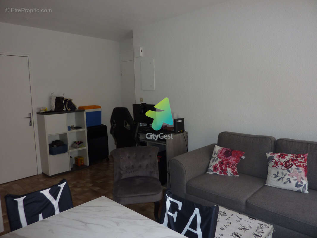 Appartement t2 proche du centre ville et de la mer - photo 10