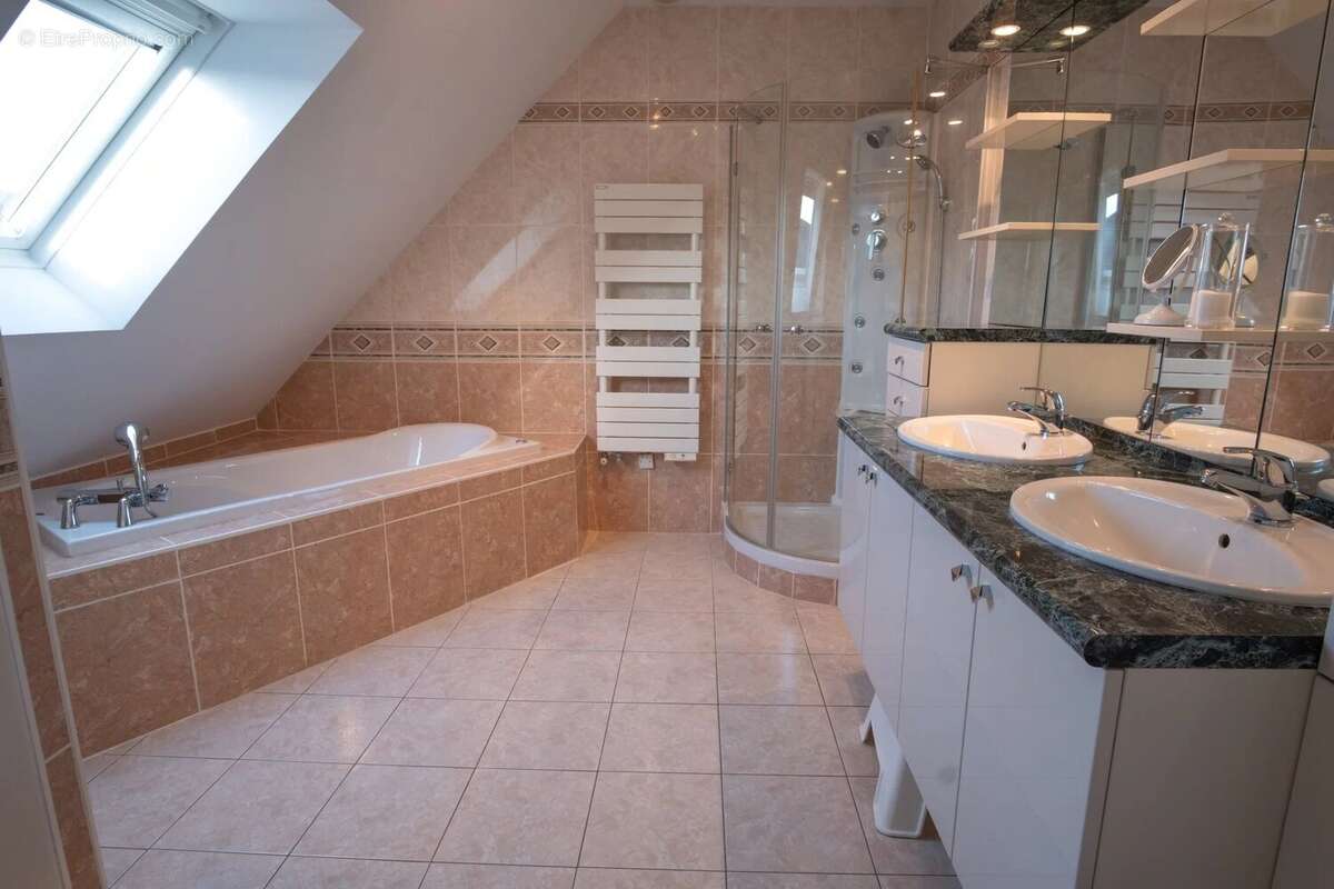 Maison à BERNIERES-SUR-MER