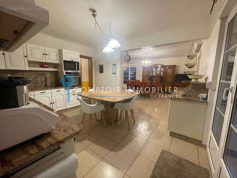 VILLA INDIVIDUELLE de plein pieds + Combles aménagées. - photo 8