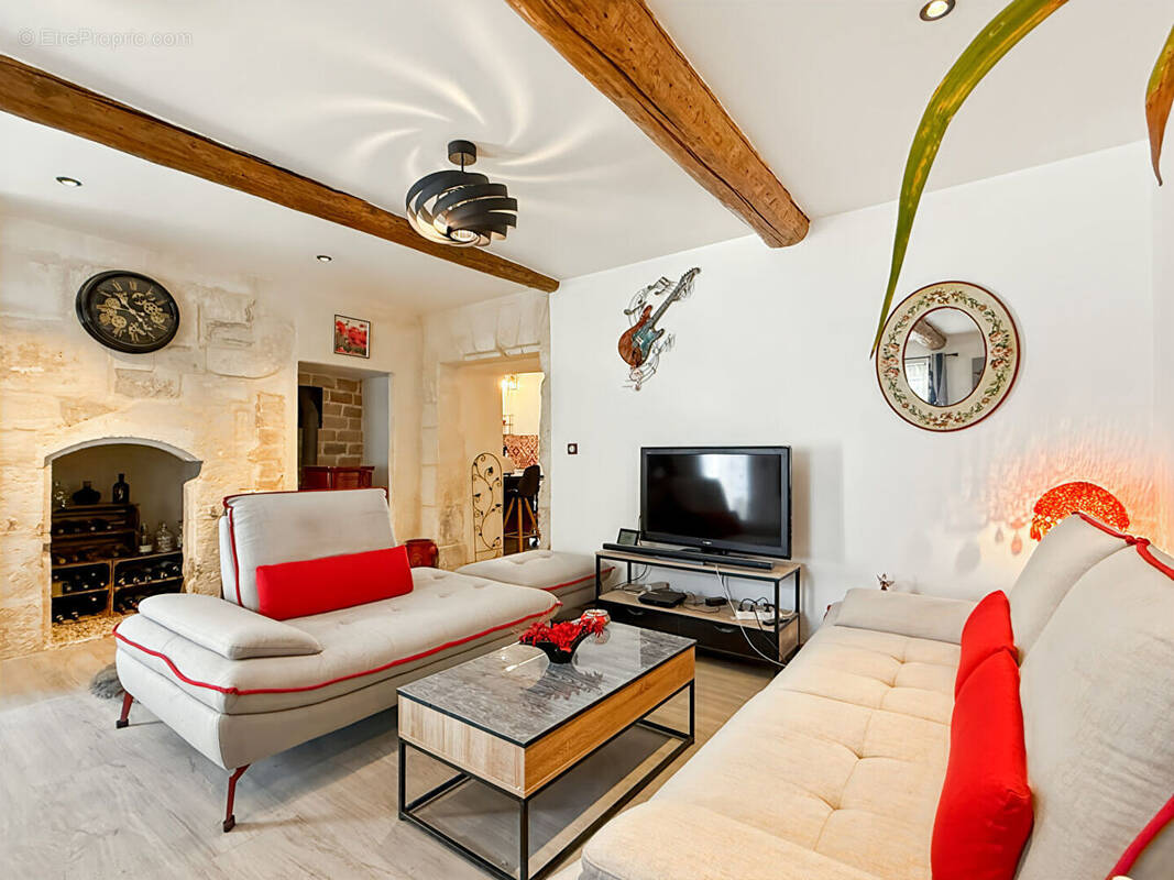 Maison à CHATEAURENARD