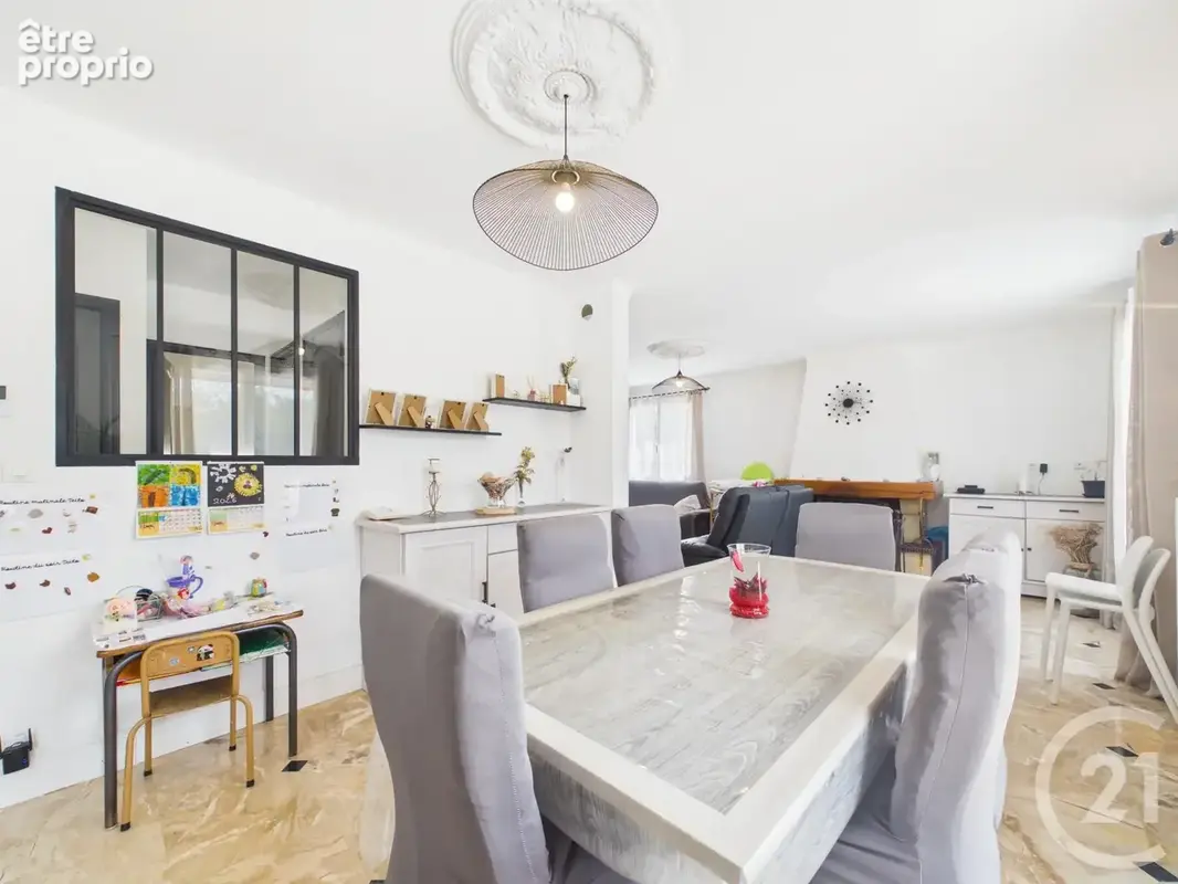 Maison 5 pièces 121 m² à vendre à Chartres (28000) - photo 2