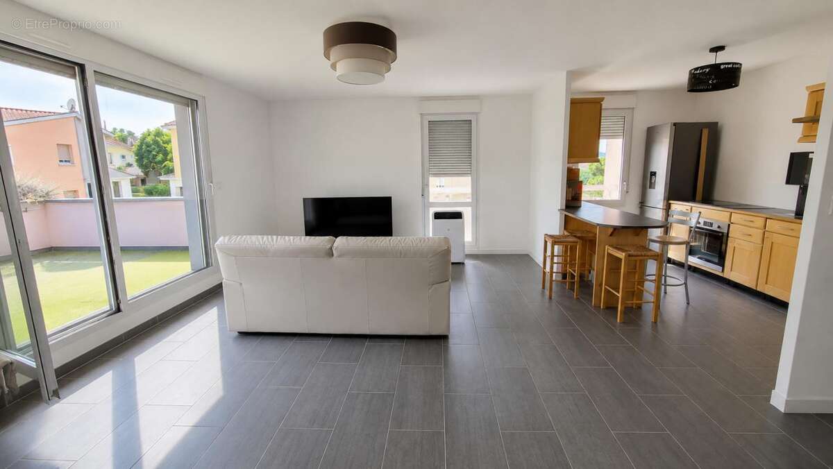 Appartement Lyon 4 pièces 97 m2 terrasse garage - photo 8