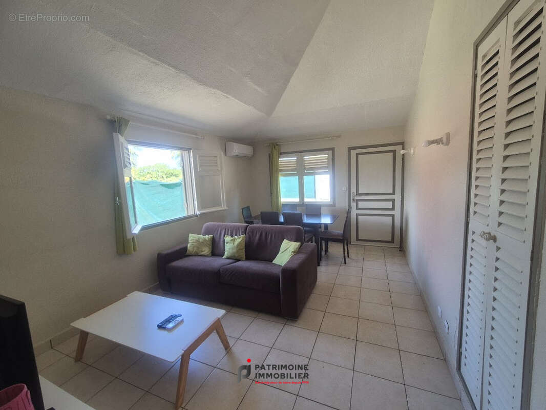 Villa f3 mitoyenne ponite des chateaux - photo 7