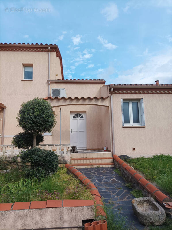 Maison à LAROQUE-DES-ALBERES