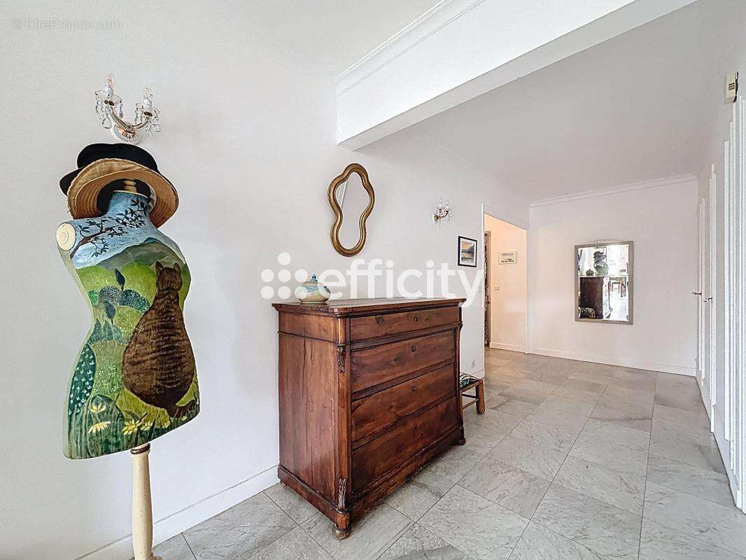 Appartement à CALUIRE-ET-CUIRE