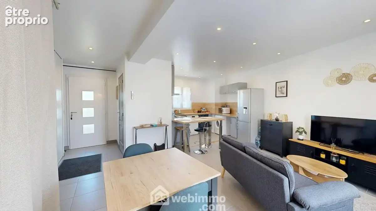 Appartement 3 pièces 62 m² à vendre à Margny-Les-Compiegne (60280) - photo 2