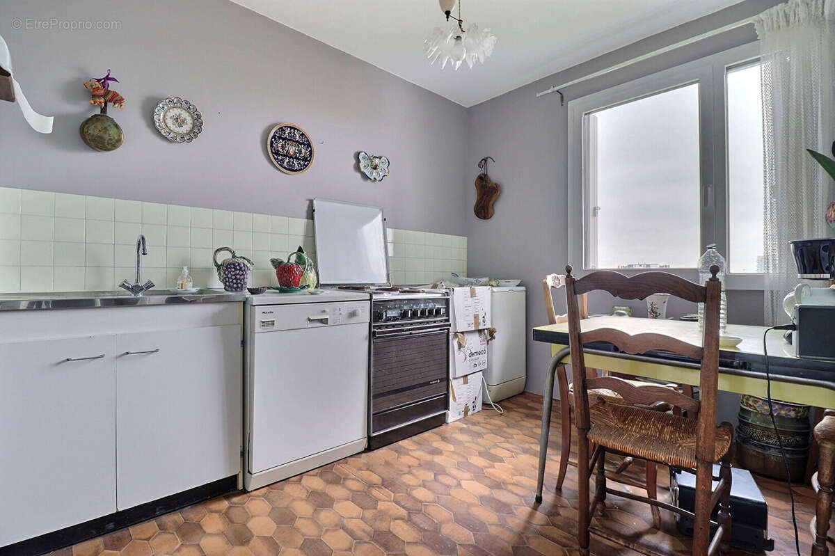 Appartement à COLOMBES