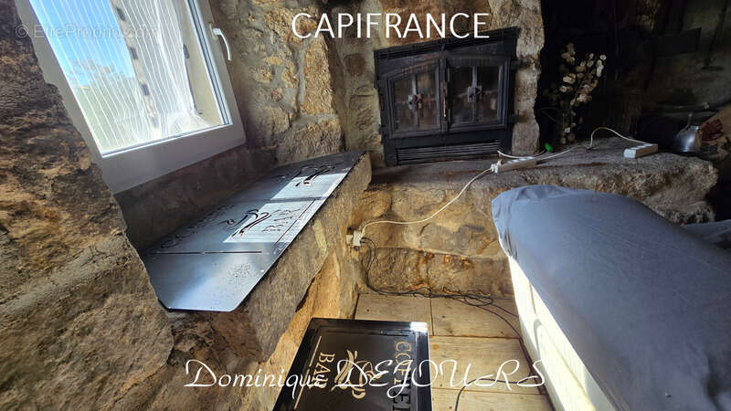 Maison en pierre de caractère – 193 m² habitables – Un projet de vie au cœur des Monts d'Ardèche - photo 23