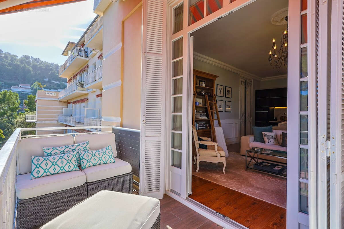 Appartement à HYERES