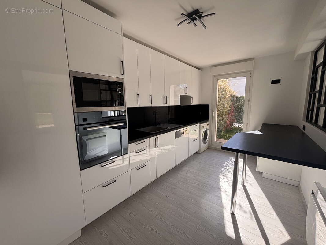 Appartement à ROISSY-EN-FRANCE