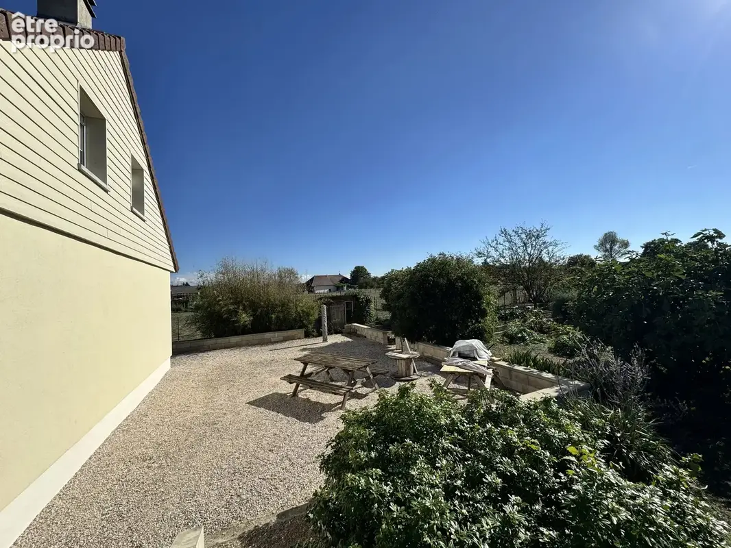 Maison familiale de 164 m² à Gatey - photo 9