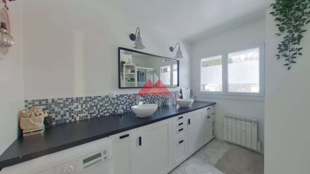 Maison à LONGCHAUMOIS