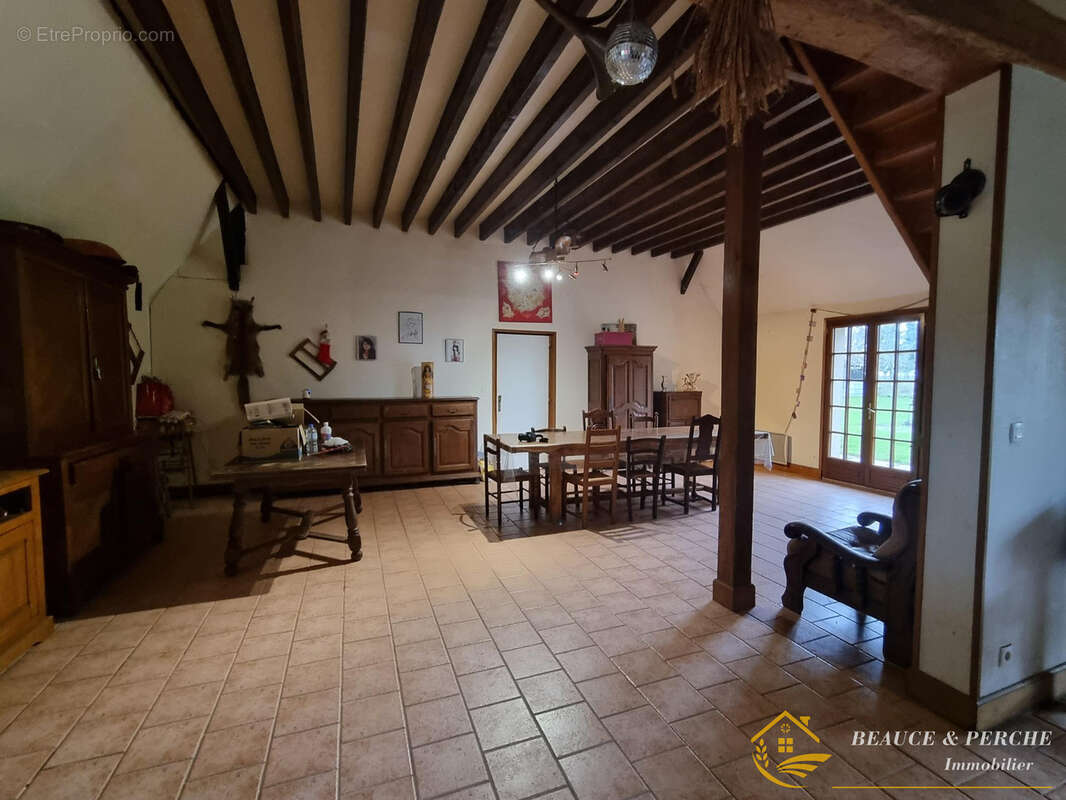 Maison à MIGNIERES
