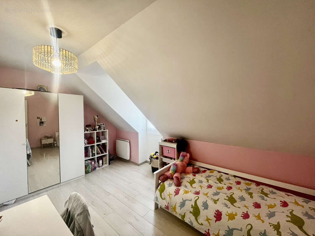 Maison à COULOMMIERS