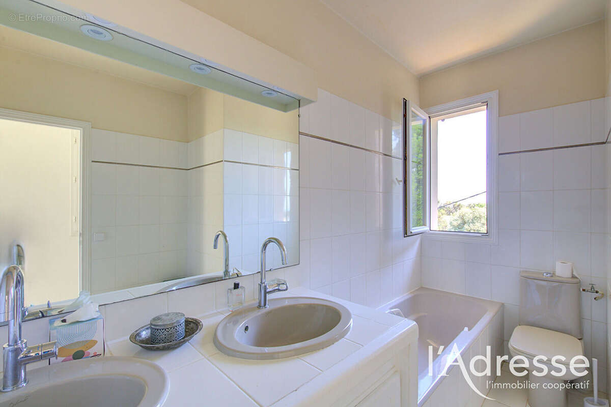 Maison BASTIA MONSERATO 6 pièces 180 m2 piscine studio indépendant - photo 14