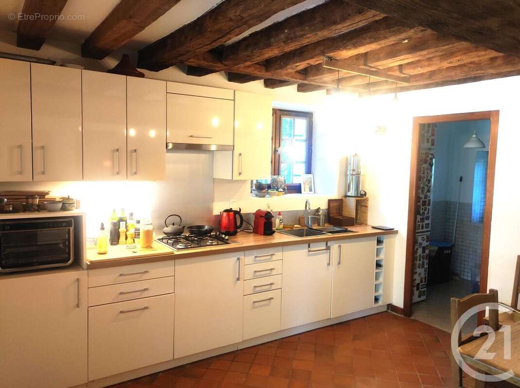 Maison à SAINT-VERAIN