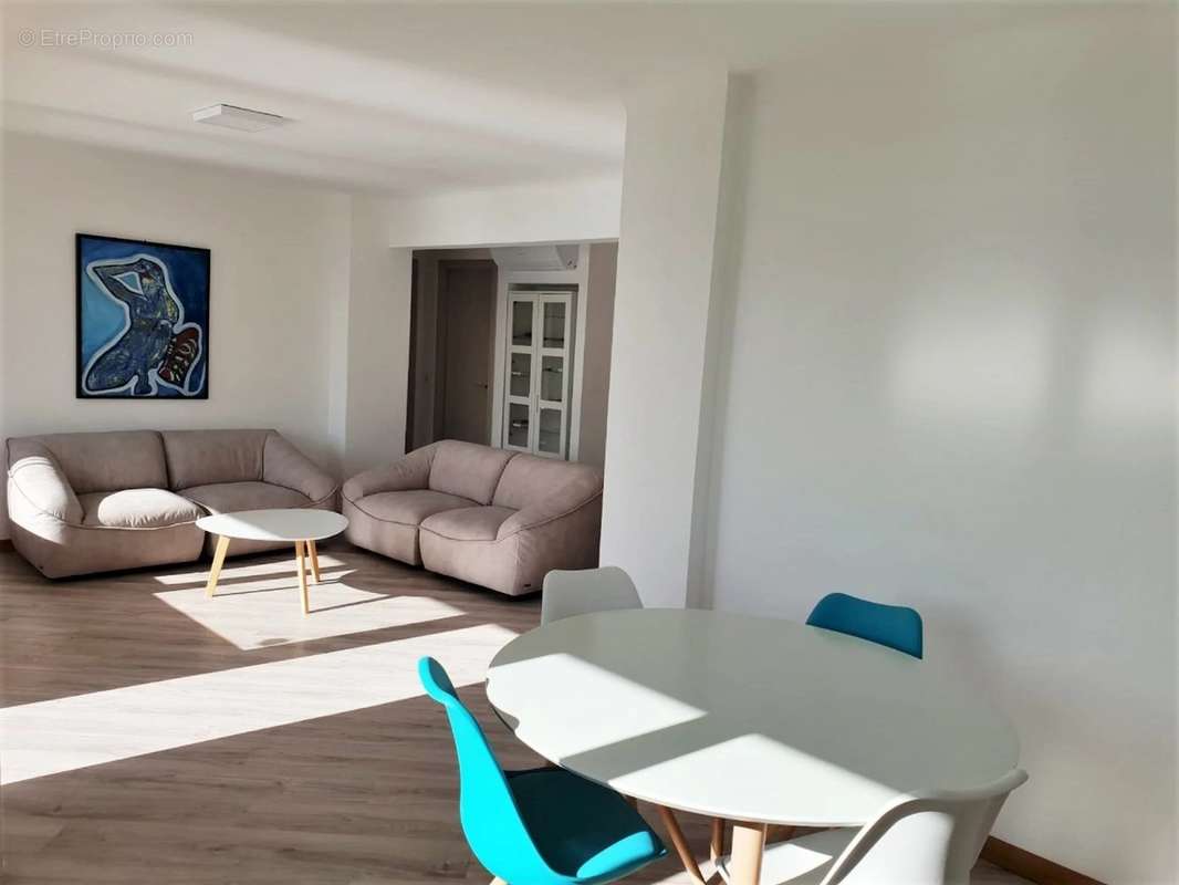Appartement à VILLEFRANCHE-SUR-MER