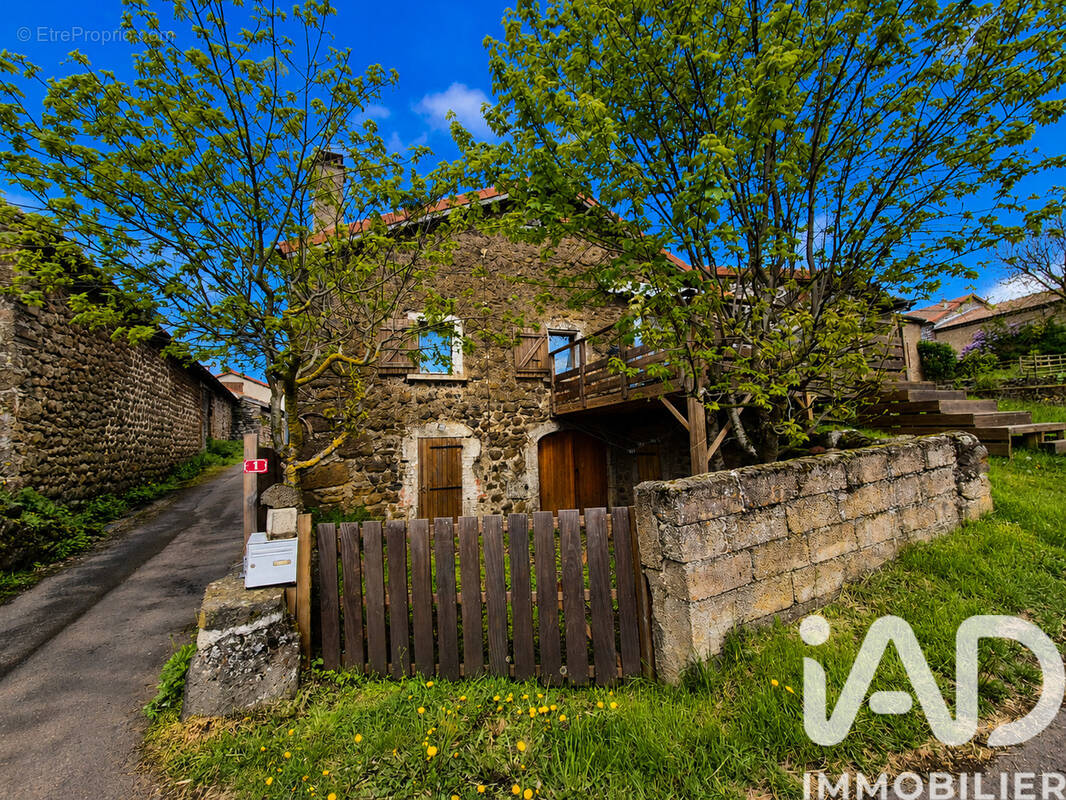 Photo 1 - Maison à SAINT-HAON