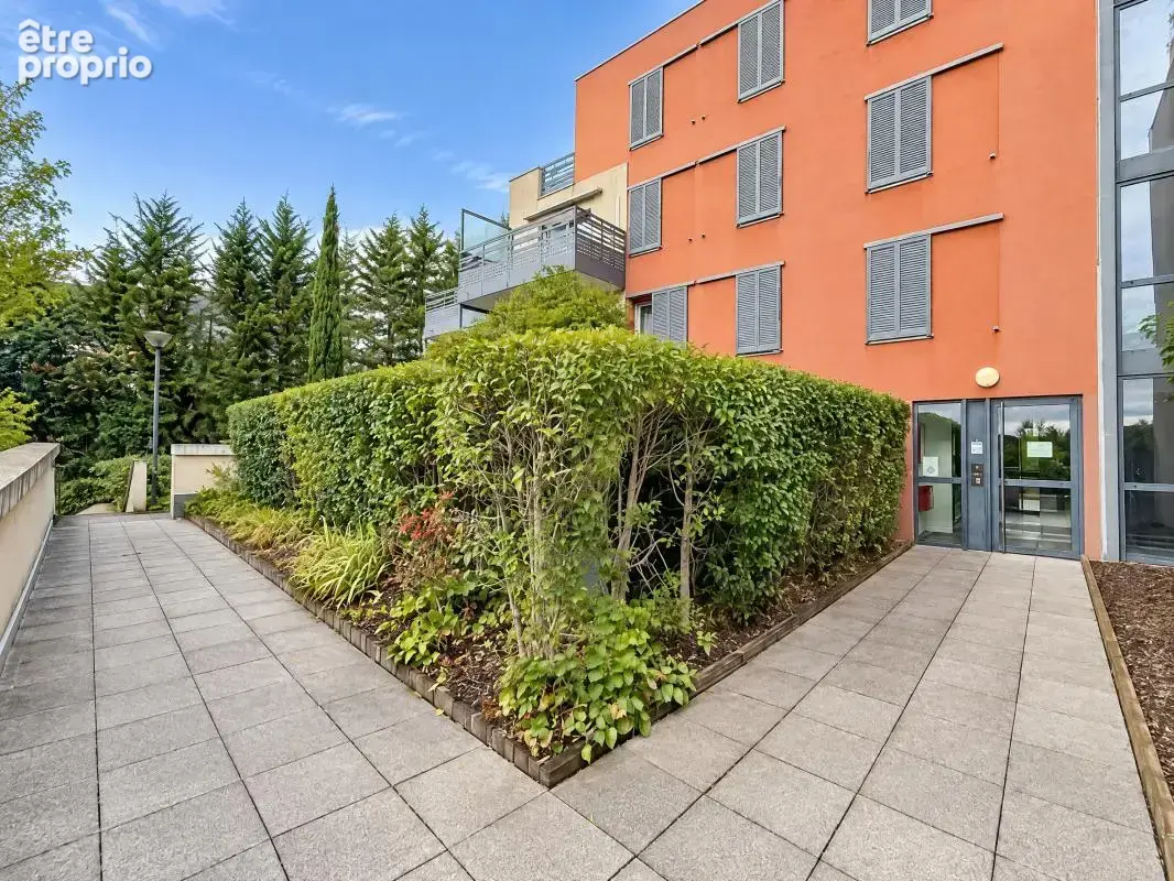 Appartement - Rez de jardin - 2 Chambres - Terrasse - Jardin - Garage en sus - Proche commodités - photo 21