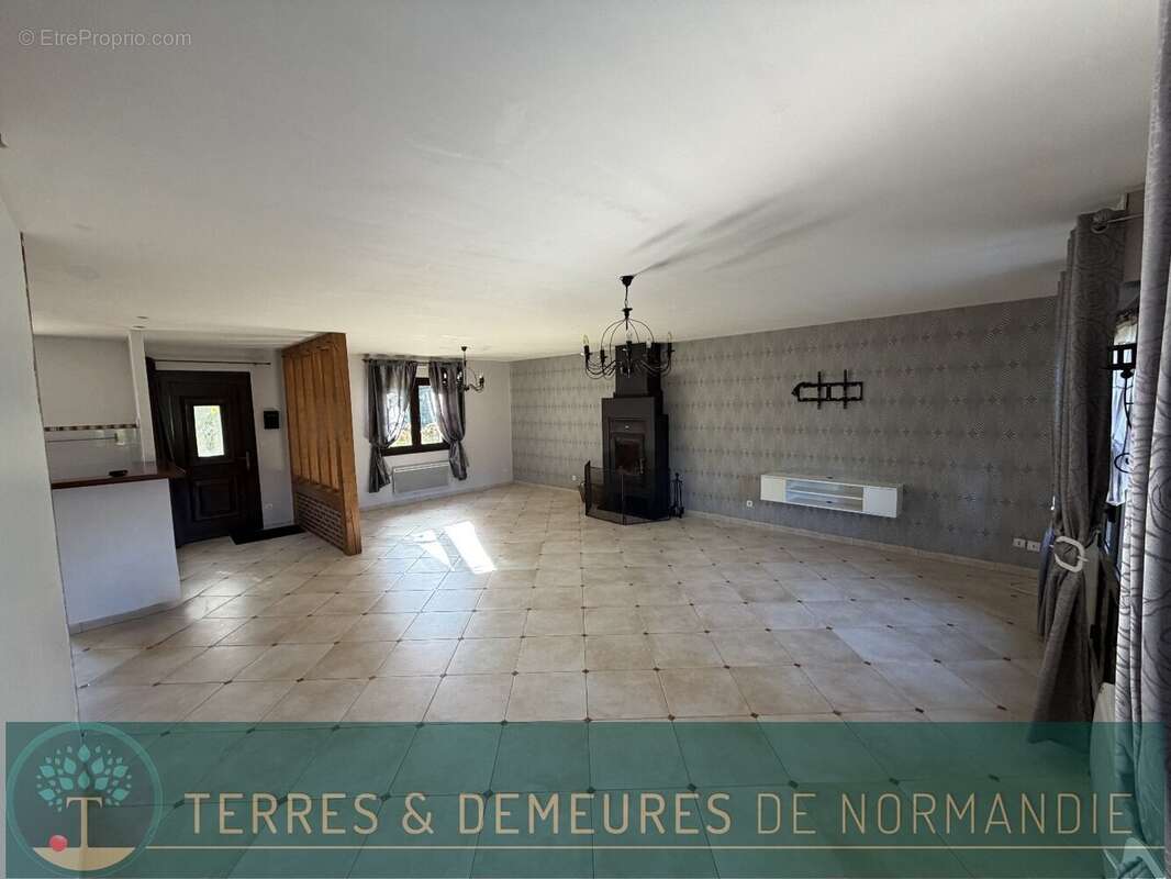 Maison à LIEUREY