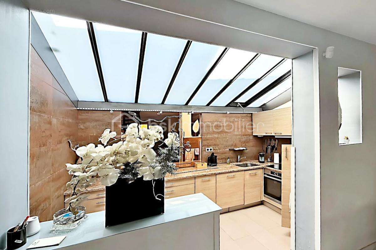 Maison à PARIS-19E