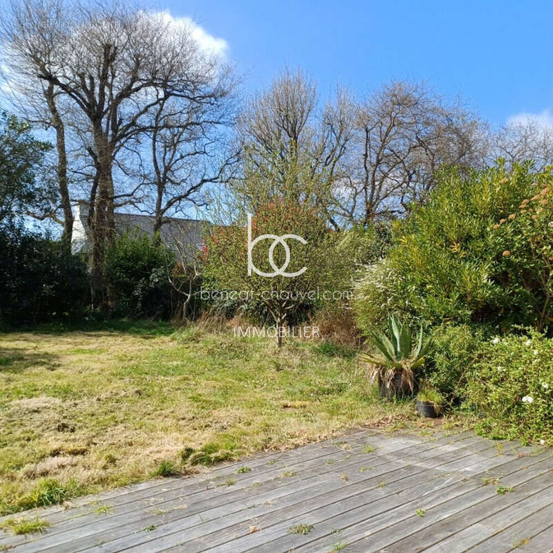 Maison à LARMOR-BADEN