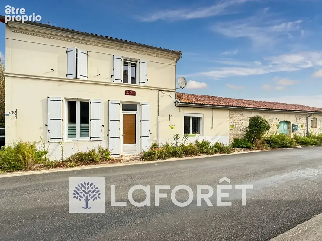 Photo Maison à Virollet au prix de 252 700€